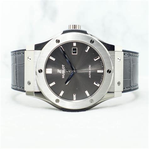 hublot classic fusion racing grey titanium 542.nx.7071.lr 42mm|Classic Fusion Racing Grey Titanium 42 mm .